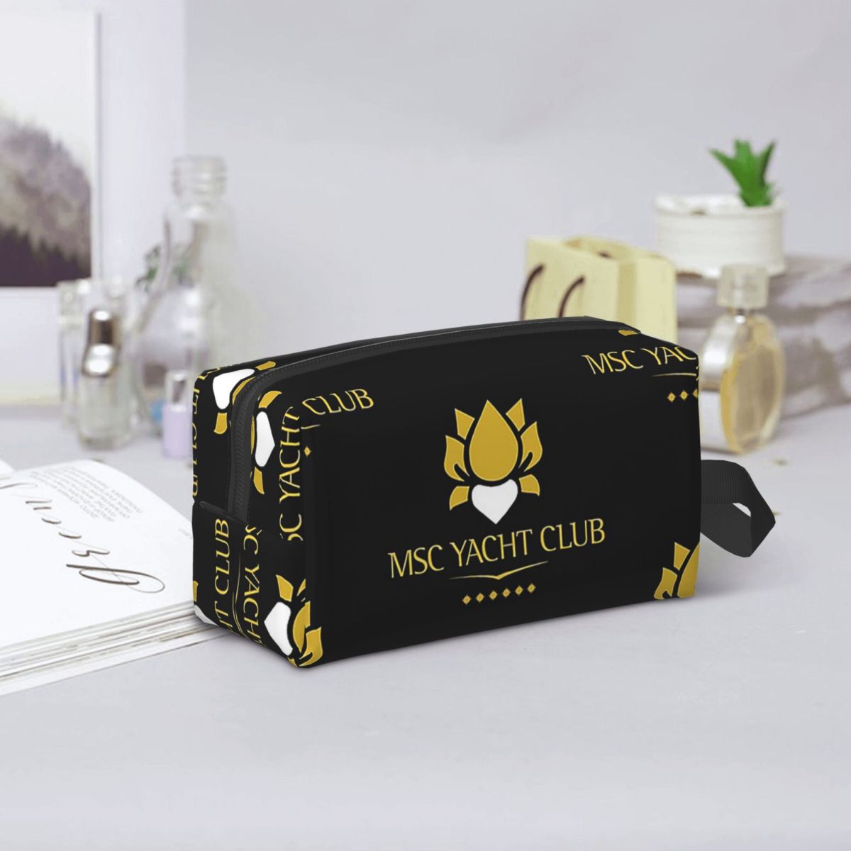 MSC ヨットクラブ ロゴデザイン キャップ メイクアップバ - Beauty Makeup Logo Design のレビューと価格