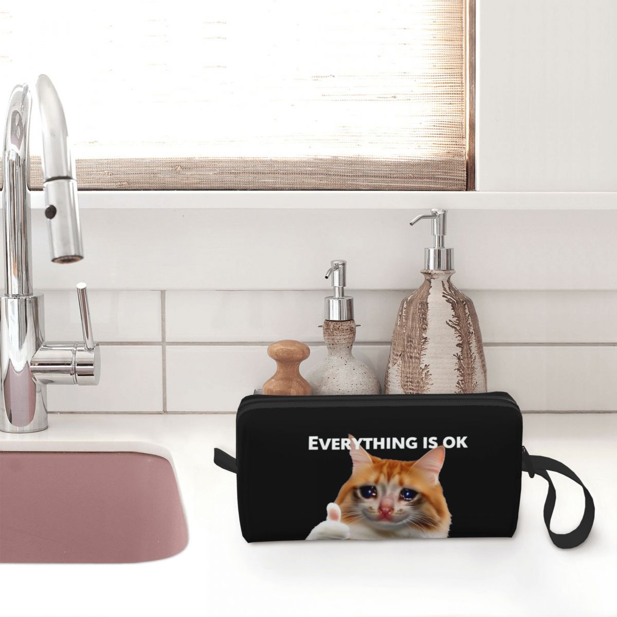 Everything's Ok Crying Cat Mem - Beauty Makeup Ok のレビューと価格